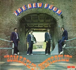 Photo représentant New Four