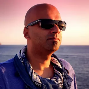 Photo représentant Roger Shah