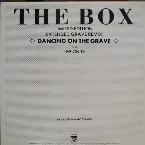 Pochette Dancing On The Grave