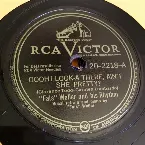 Pochette Oooh! Look-A-There, Ain't She Pretty? / You're Not the Only Oyster in the Stew