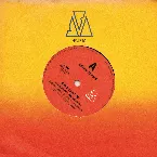 Pochette She Knows Me