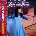 Pochette Live and More