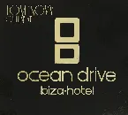 Pochette Chillin’ at Ocean Drive Ibiza Hotel