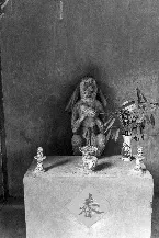 Pochette Build an Altar to Host the Phantoms Who Are Escaping From the Sugar Coated Heaven of Your Bleeding Heart