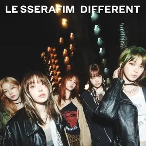 Pochette de DIFFERENT (English ver.) de LE SSERAFIM