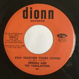 Pochette de Who's Lovin You / Stay Together Young Lovers de Brenda & the Tabulations