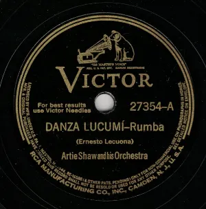 Pochette de Danza Lucumí / Chantez Les Bas de Artie Shaw and His Orchestra