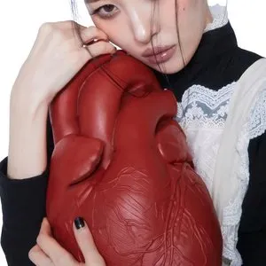 Pochette de HEART MAID de SUNMI