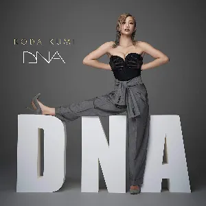 Pochette de DNA de Kumi Koda