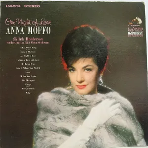 Pochette de One Night of Love de RCA Victor Symphony Orchestra - Anna Moffo