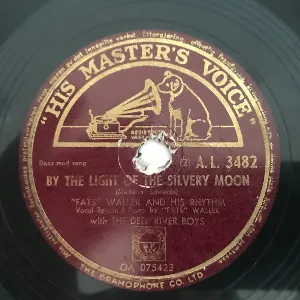 Pochette de By the Light of the Silvery Moon / Romance À La Mode de Fats Waller and His Rhythm