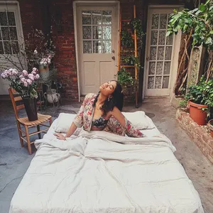 Pochette de Waiting (demo) de Amber Mark