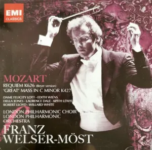 Pochette de Requiem K626 (Beyer Version) / "Great" Mass In C Minor K427 de Robert Lloyd - London Philharmonic Choir - Felicity Lott - Wolfgang Amadeus Mozart - Franz Welser‐Möst - Della Jones - Keith Lewis - Edith Wiens - London Philharmonic Orchestra