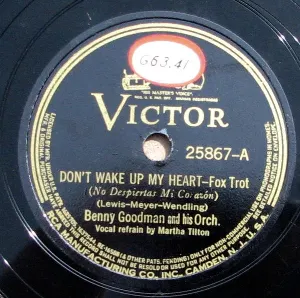 Pochette de Don't Wake Up My Heart / Saving Myself for You de Benny Goodman and His Orchestra