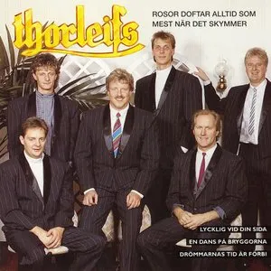 Pochette de Rosor doftar alltid som mest när det skymmer de Thorleifs