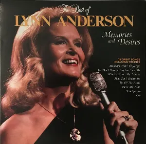 Pochette de The Best of Lynn Anderson: Memories and Desires de Lynn Anderson
