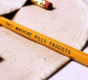 Pochette de Menace tenace de Bhale Bacce Crew