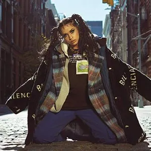 Pochette de Balenciaga de Princess Nokia