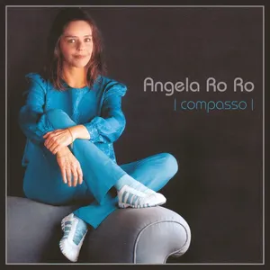Pochette de Compasso de Angela Ro Ro
