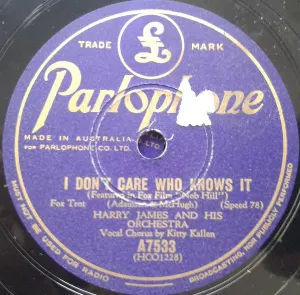 Pochette de I Don't Care Who Knows It / Waitin' for the Train to Come In de Harry James and His Orchestra