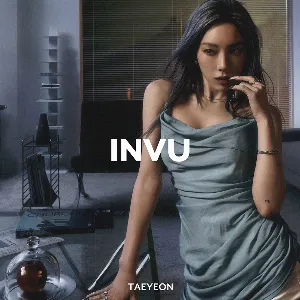 Pochette de INVU de TAEYEON