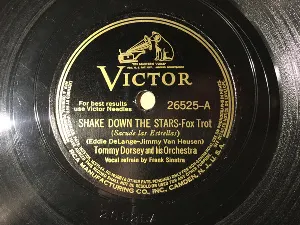 Pochette de Shake Down the Stars / Moments in the Moonlight de Tommy Dorsey and His Orchestra