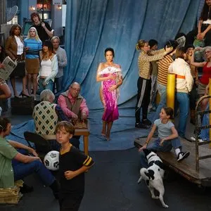 Pochette de Frequency de Demi Lovato