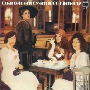 Pochette de Em 1000 Kilohertz de Quarteto em Cy