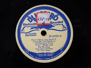 Pochette de ’Tain’t What You Do (It’s the Way That Cha Do It) / Some Rainy Day de Fats Waller and His Rhythm