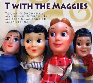 Pochette T with the Maggies