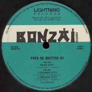 Pochette de III de Yves Deruyter
