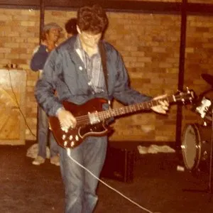 Pochette de Staring at the TV de The Pits