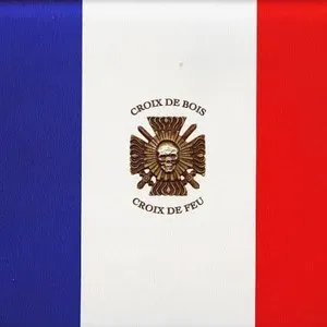 Pochette de Croix De Bois - Croix De Feu de Les Joyaux de la Princesse