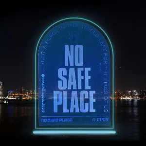 Pochette de No Safe Place de sleepmakeswaves