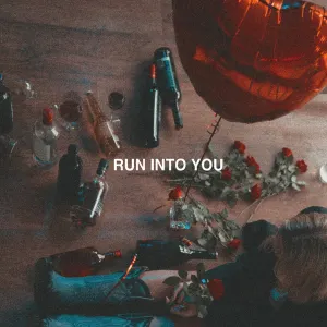 Pochette de Run Into You de Clara Mae