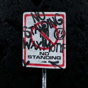 Pochette de No Standing de Wax Motif