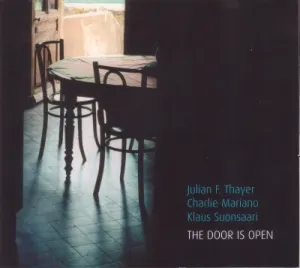 Pochette de The Door Is Open de Charlie Mariano