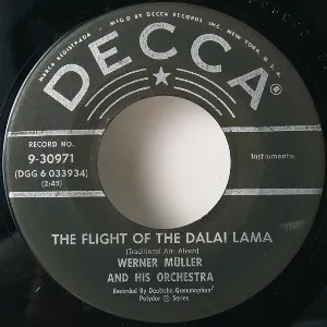 Pochette de The Flight of the Dalai Lama / Merry Geishas de Werner Müller und sein Orchester