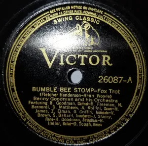Pochette de Bumble Bee Stomp / Ciribiribin de Benny Goodman and His Orchestra