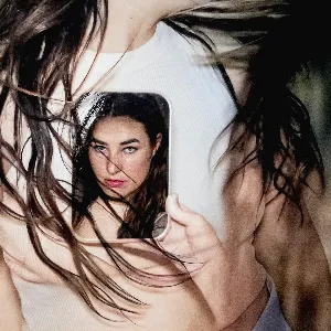 Pochette de Stay Awake de Mia Wray