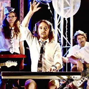 Pochette de 15 Minutes (Of Shame) de Tim Minchin