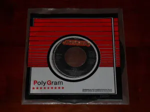 Pochette de Yo te amo Carolina / Escribeme una carta (Write Me a Letter) de BZN