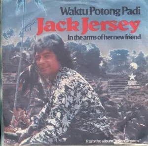 Pochette de Waktu Potong Padi / In The Arms Of Her New Friend de Jack Jersey