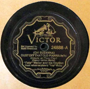 Pochette de (Oh Suzanna) Dust Off That Old Pianna / I Ain't Got Nobody de Fats Waller and His Rhythm
