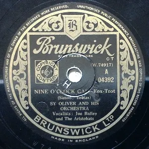 Pochette de Nine O'Clock Gal / When My Sugar Walks Down the Street de Sy Oliver and His Orchestra