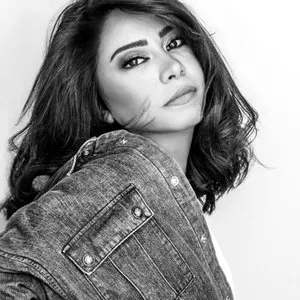 Pochette de بتمنى أنساك de Sherine Ahmed