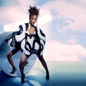 Pochette de It's A Man's World de Sevyn Streeter