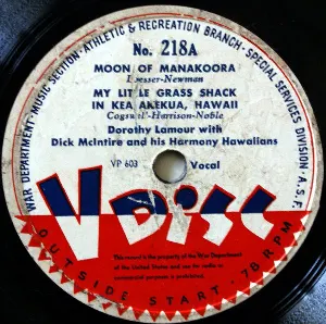 Pochette de Moon of Manakoora / My Little Grass Shack in Kealakekua, Hawaii / Gulf Coast Blues de Charlie Barnet and His Orchestra