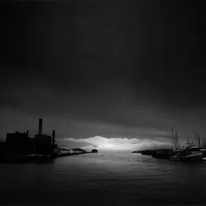 Pochette de Requiem for Black Night and Earth Spiders de Chihei Hatakeyama