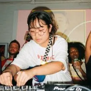 Pochette de Boiler Room: Yaeji in New York, Sep 24, 2017 de Yaeji